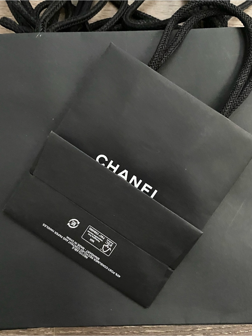 CHANEL Black Paper Shopping Bags - Picture 5 of 7